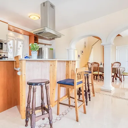 Pet Friendly In With Kitchen * Dénia