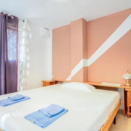 Vakantiehuis Pet Friendly In With Kitchen