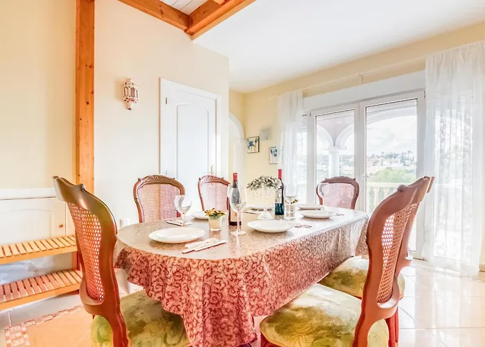 Pet Friendly In With Kitchen * Denia